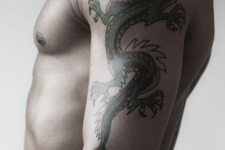 Fragmentas iš M With A Dragon Tattoo, by Michael Epps