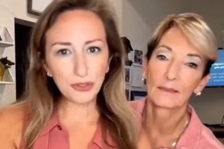 Tami ir Claire // Stop kadras iš PinktNews video